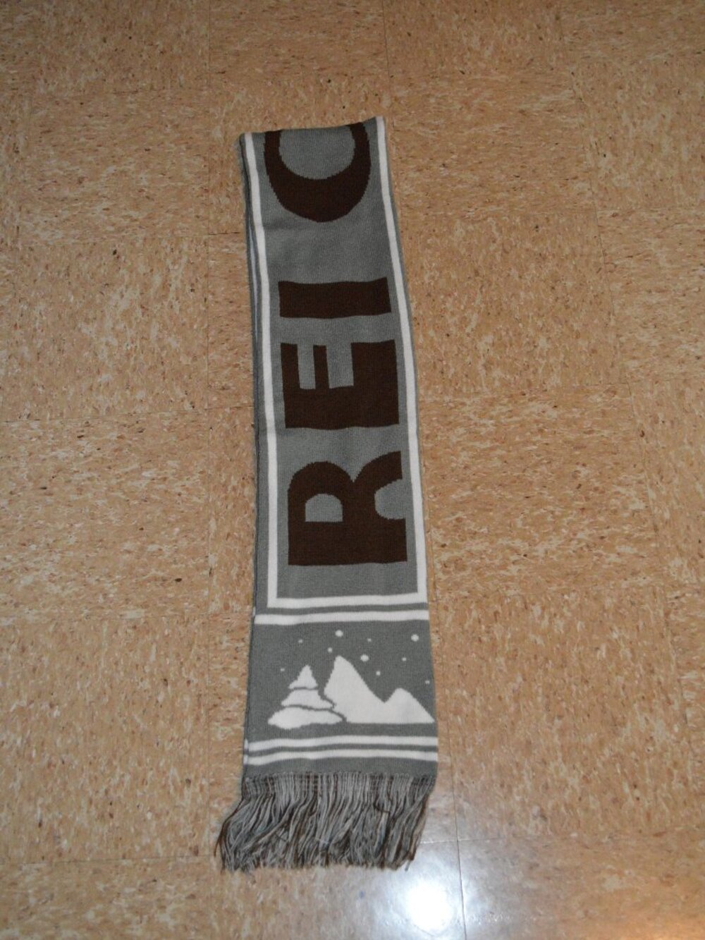REI Unisex Scarf